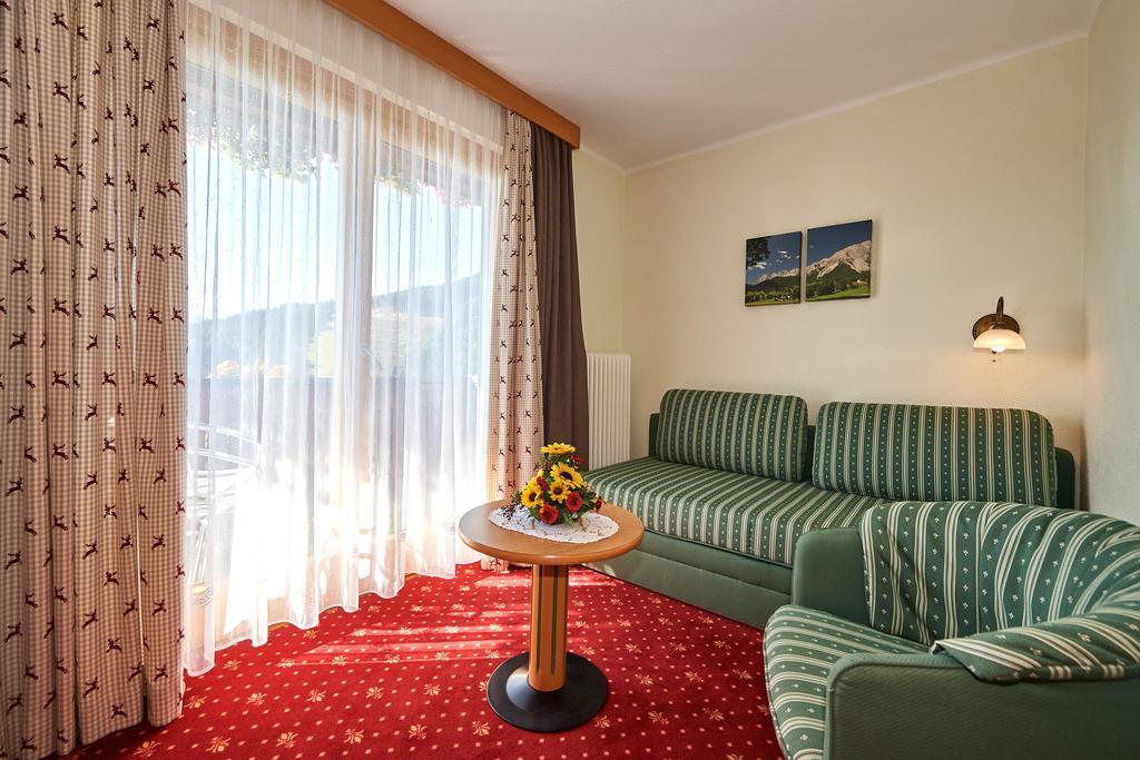 Hotel Jagdhof Ramsau am Dachstein Eksteriør bilde